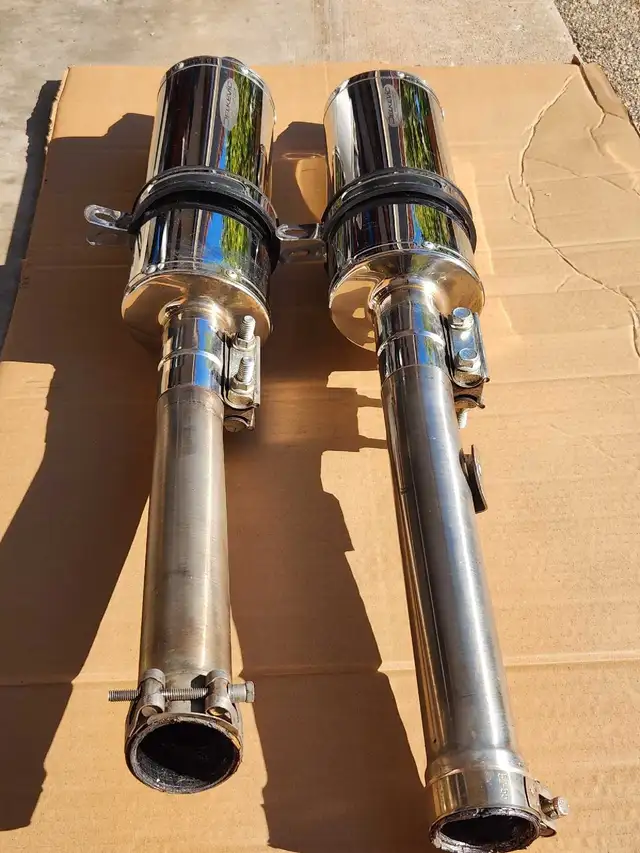 Delkevic Exhaust pipes.  in Motorcycle Parts & Accessories in Hamilton - Image 6