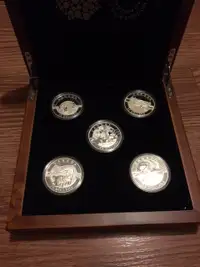 2014 O Canada pure Silver $25 Coin Set 1 oz 99.99 Silver RCM