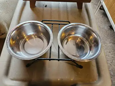 dog/cat bowls, View more