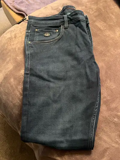 Men’s Gucci Jeans NWT, View more