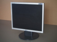 LG monitor 17"