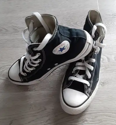 Converse Chuck Taylor, View more