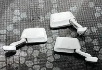 Have 3 RC30 Mirrors 1 Left and 2 Rights Left and Right have been painted at one point 2nd right mirr...