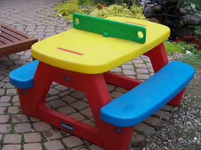 Outdoor/Indoor Chicco bench/Ping Pong /Table, View more