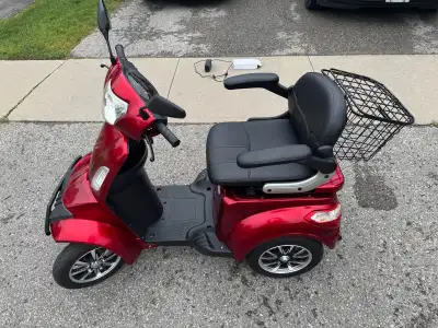 1000W Motorized Scooter Retails $4200+ 4-wheel design with reinforced suspension offers superior sta...