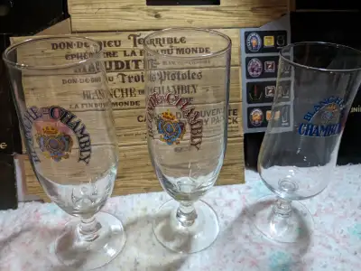 Trio- verre de CHAMBLY Logo impeccable-15$ chaque Text or call 450-369-0238