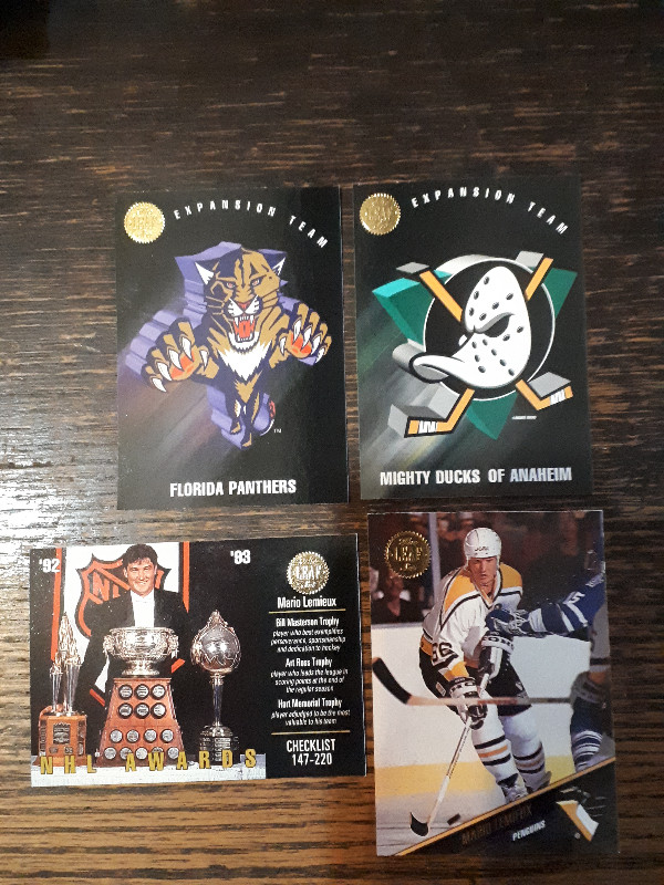 1993-94 Leaf Hockey Series1 Complete Set in Arts & Collectibles in London