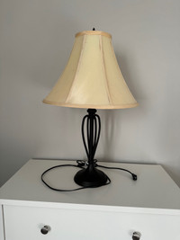 Table lamp