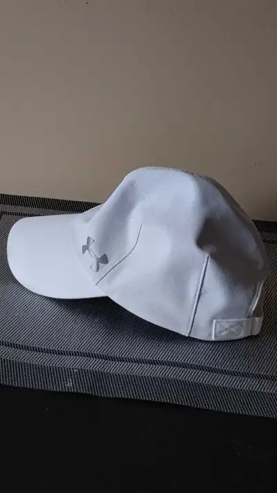 UNISEX SUMMER WHITE UA FREE FIT HAT, View more