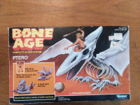 Bone Age Ptero pterodactyl Dinosaur and figure set 1987 Kenner