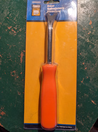 AUTOMOTIVE UPHOLSTERY REMOVER TOOL