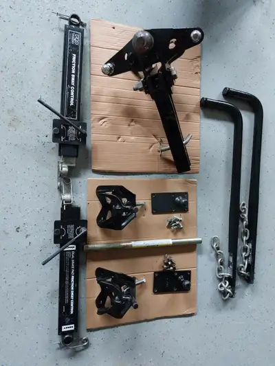 I have for sale a used weight distribution hitch. Great condition. All hardware included. 2 5/16 bal...