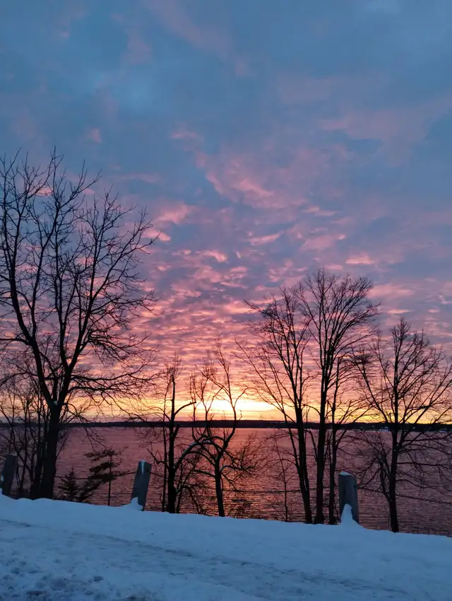 2 Bedroom apartment on Kempenfelt Bay