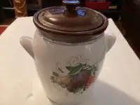 Pottery Jar With Lid
