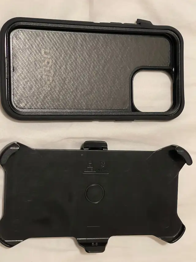 OtterBox Defender Case Iphone 12 or 13 pro max64578849924611120