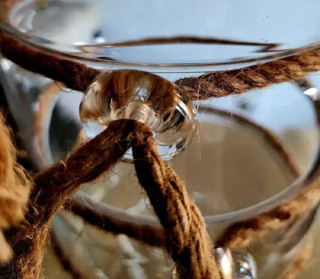 Glass Vase in Home Décor & Accents in Calgary - Image 5
