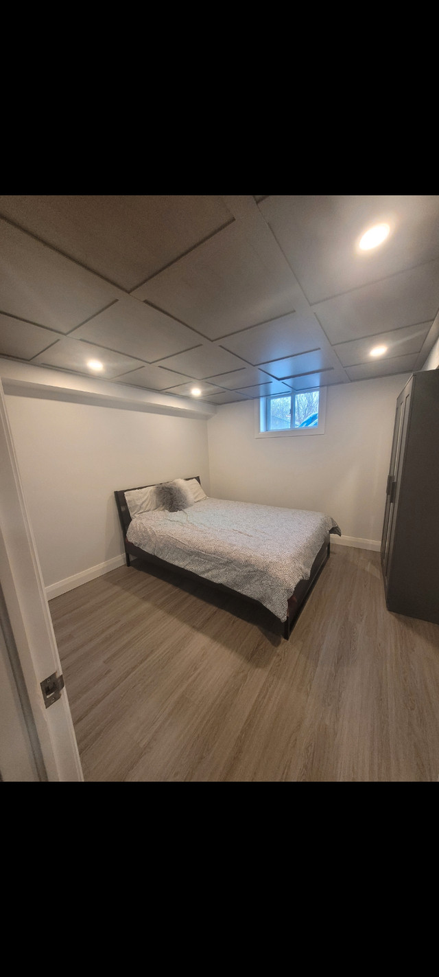 Room for rent in Room Rentals & Roommates in City of Toronto - Image 2
