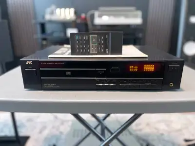 JVC XL-V311 vintage CD player made in Japan, View more