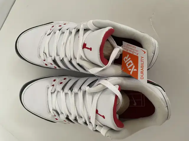 Jordan 3 Nike Zoom Vapor Roger Federer Fire Red 2017 (Men) in Men's Shoes in City of Toronto - Image 4