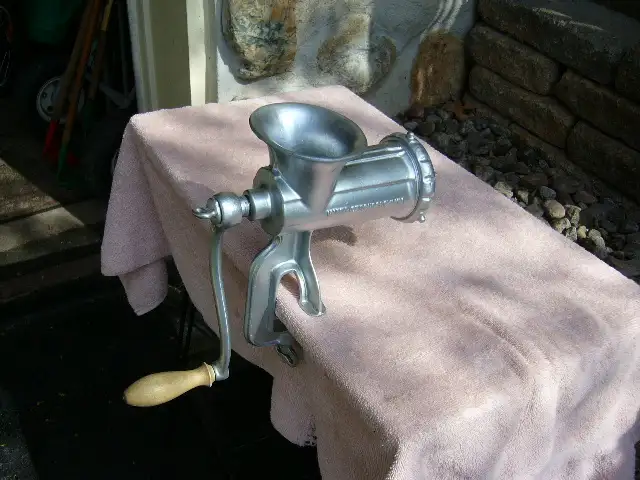 Porkert Manual Meat Grinder No. 10. Very clean. Silver.