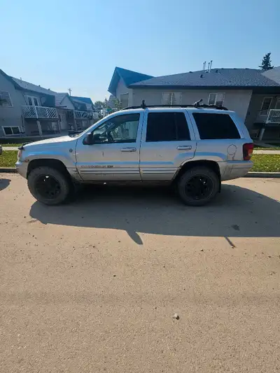 2004 Jeep Grand Cherokee Limited Fully loaded for the year, runs and drives, needs some work Need go...