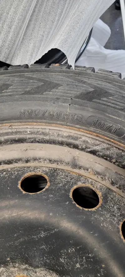 18" rims with winter tires.