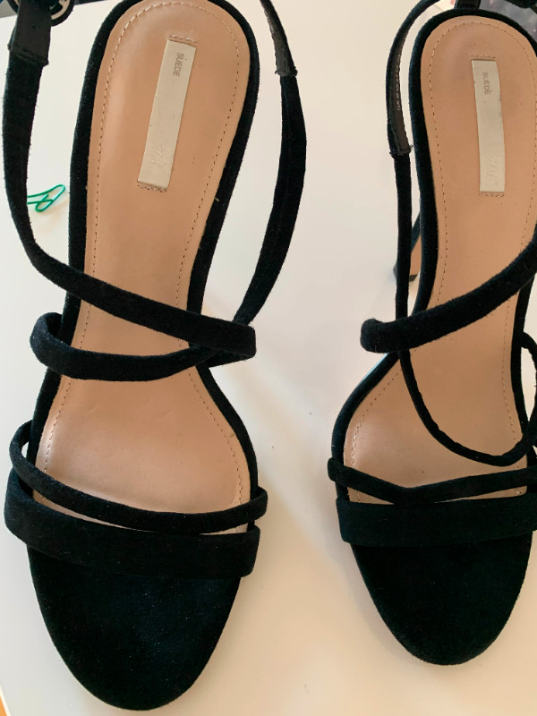 SUEDE LEATHER - BRAND NEW HIGH HEELS SANDALS - SIZE 39 - in Women's - Shoes in City of Montréal - Image 2