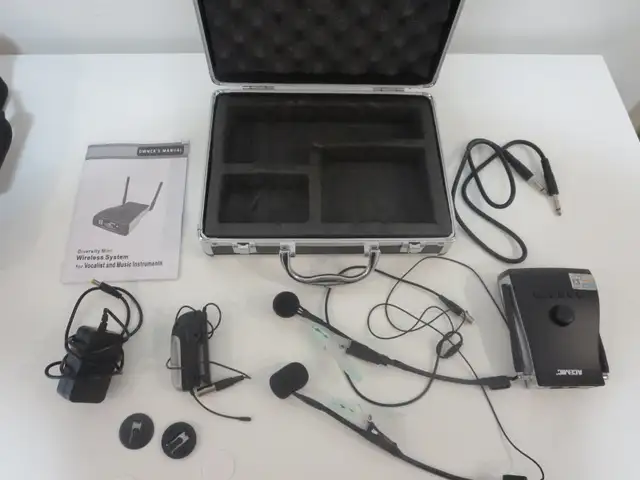 VITOPAL ACEMIC PR-8/AT-20 Wireless Microphone for Accordion in Pro Audio & Recording Equipment in Stratford - Image 3