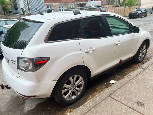 2011 Mazda CX-7 GS Turbo AWD — photo 2