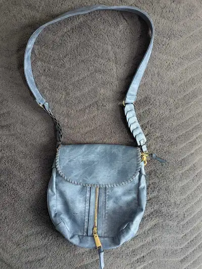 Blue, non adjustable strap, used like new Pickup only in Newmarket