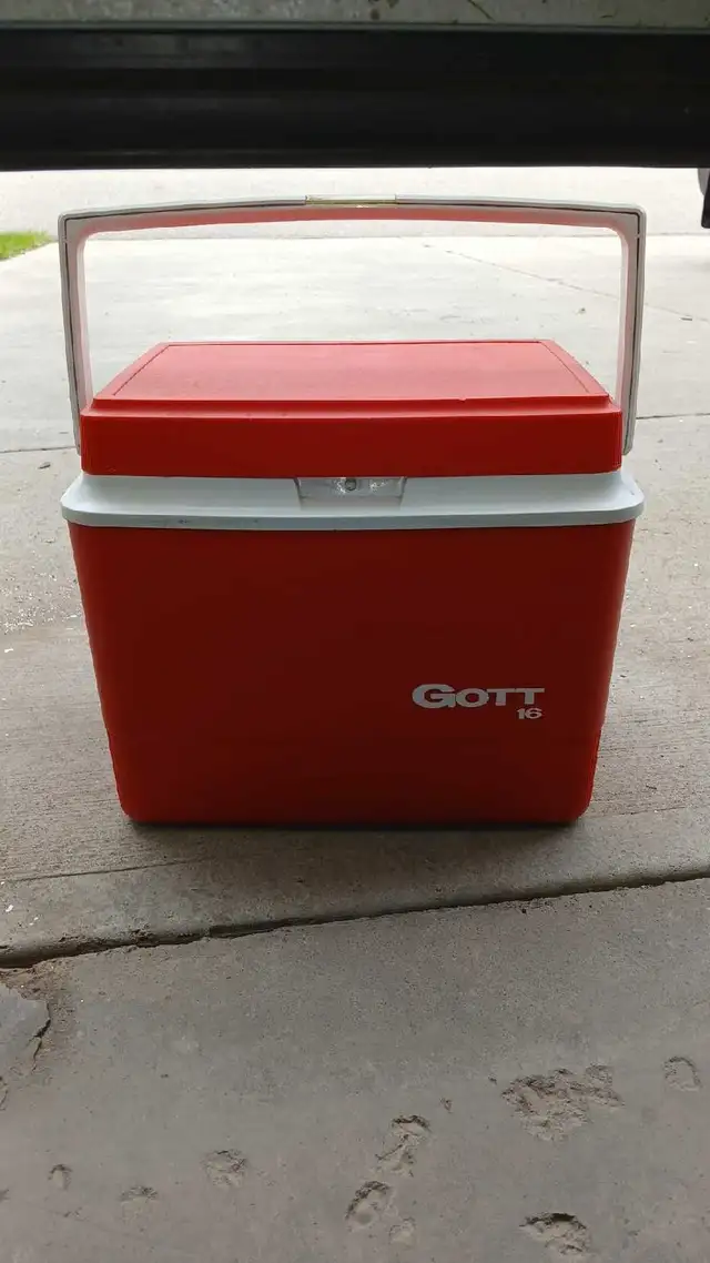 GOTT Cooler and Thermal Hot/Cold Jug