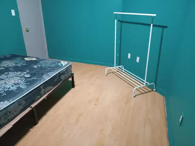 Cozy Basement Room For Rent, Washroom In-suite.