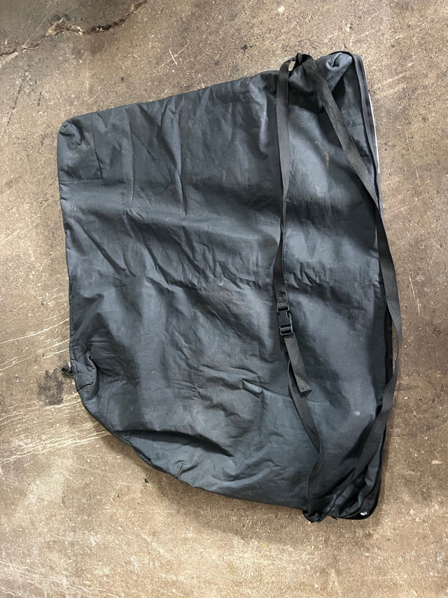 Jeep freedom top storage bag and oh shoot handles x3  in Other Parts & Accessories in La Ronge