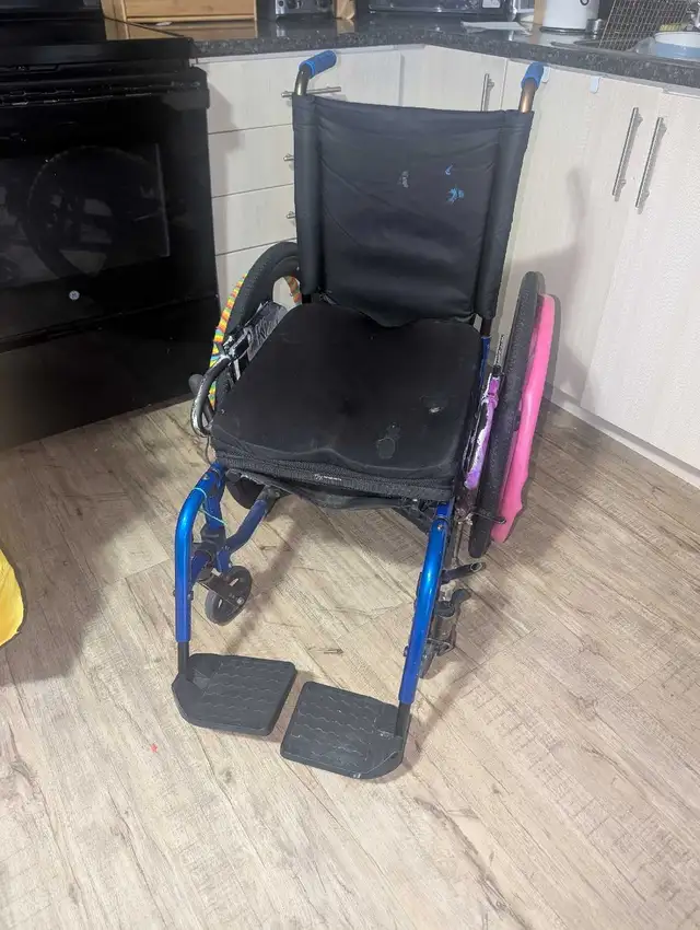 Ki Mobility Catalyst Manual Wheelchair