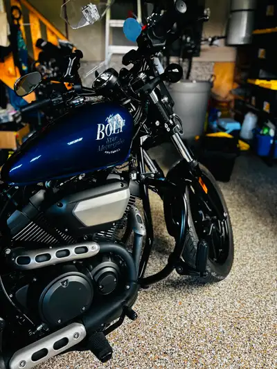 2016 Yamaha Bolt XVS 950, Blue color, 6853 Km on Odometer and driving, always stored inside Garage a...