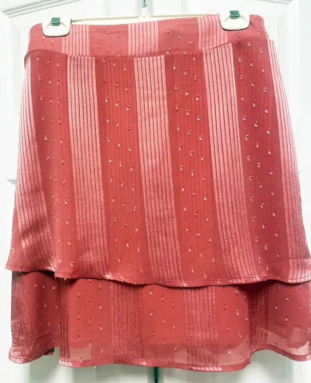 Terracotta-Peach 2-piece Blouse & Skirt Set, sz. L in Women's - Dresses & Skirts in Delta/Surrey/Langley - Image 5