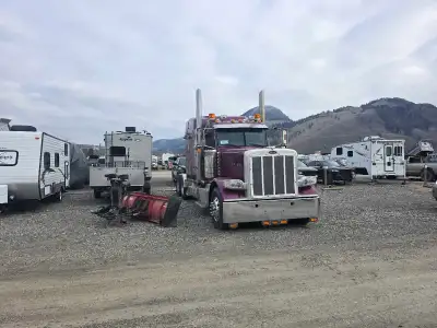 2014 peterbilt 488 sleeper cab, cummins x15 with newer head and piston,liner kit, no blowby, 110000...