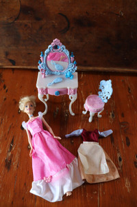 Barbie Cinderella & Vanity