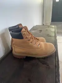 timberland boots  size 37