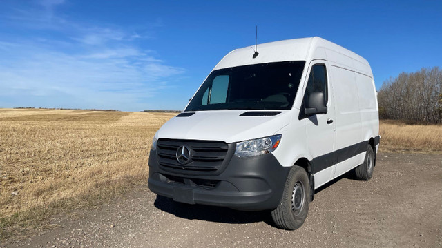 2020 Mercedez-Benz Sprinter highroof(low mileage) in Cars & Trucks in Calgary - Image 2