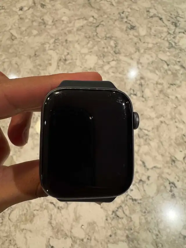 Apple Watch Series 4 GPS - 44 m - Space Grey Aluminum Case62854390802434121