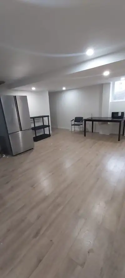 Semi Furnished Rooms on available in Scarborough