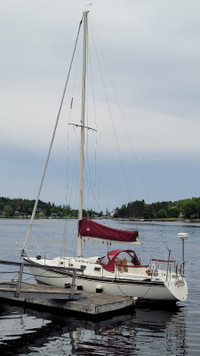 1984 Helms 32’ Sailboat