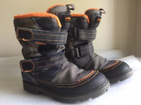 Pediped Flex Boys Size 33 /1.5-2 Boots Grey Suede Waterproof