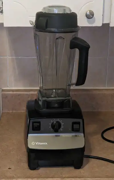 VITAMIX Professional Series 200 VM0103 10 Speed Black Blender, View more