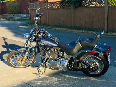 Selling my 2009 Harley Davidson Softail Custom in excellent condition with 9000miles. I have owned i...