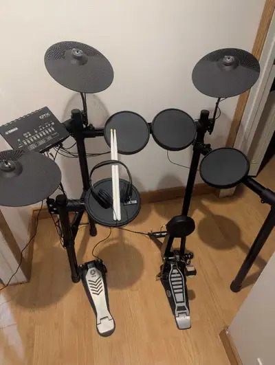 Yamaha Dtx 452k model electronic drum set, View more