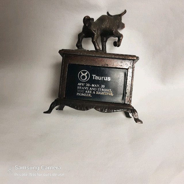 Miniature bronze bull Taurus statue w/side board dresser Zodiac in Arts & Collectibles in Calgary - Image 3