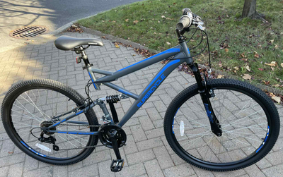 Vélo de montagne - Mountain Bike, View more
