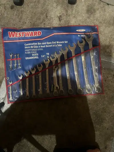 This Westward Combination Box and Open End Wrench Set, with sizes ranging from 1/4" to 1-1/4", is ma...